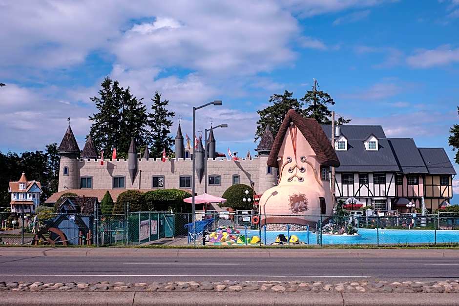 Coast Parksville Hotel