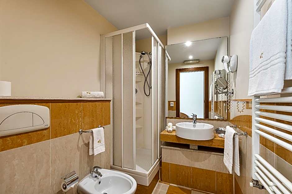Welcome Hotel