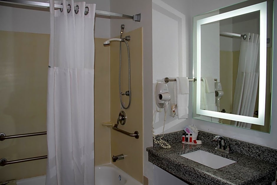 SureStay Plus Hotel by Best Western Coralville Iowa City