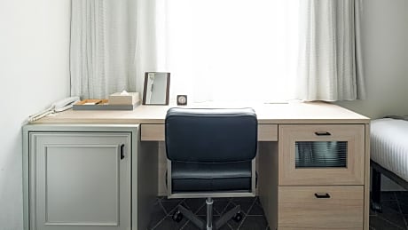 Double Room with Shower Booth - Non-Smoking