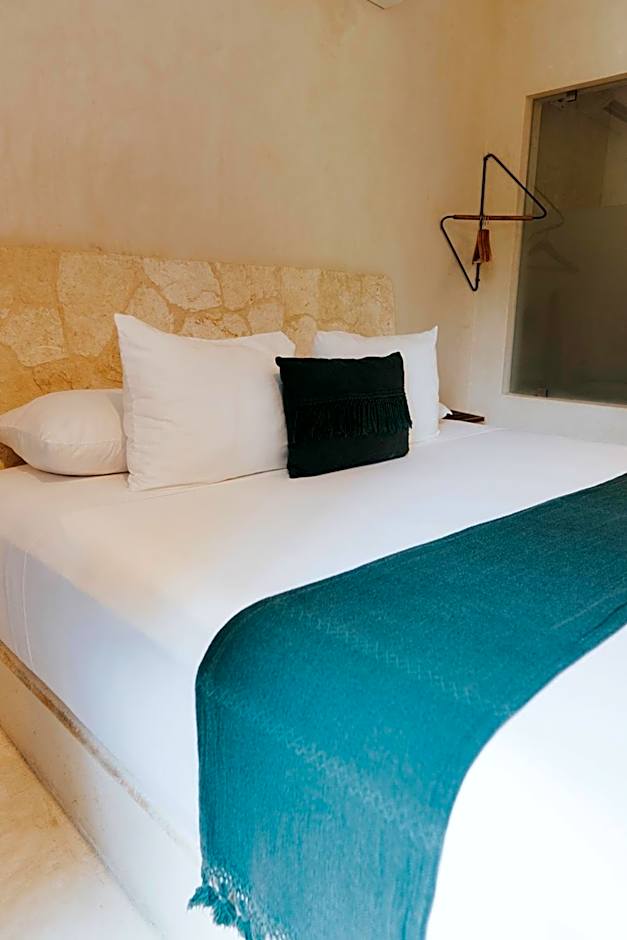 Koos Tulum Hotel