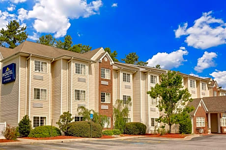 Microtel Inn & Suites by Wyndham Augusta Riverwatch