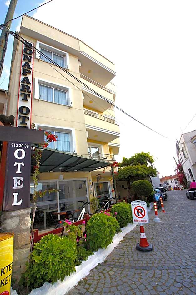 Bonapart Hotel