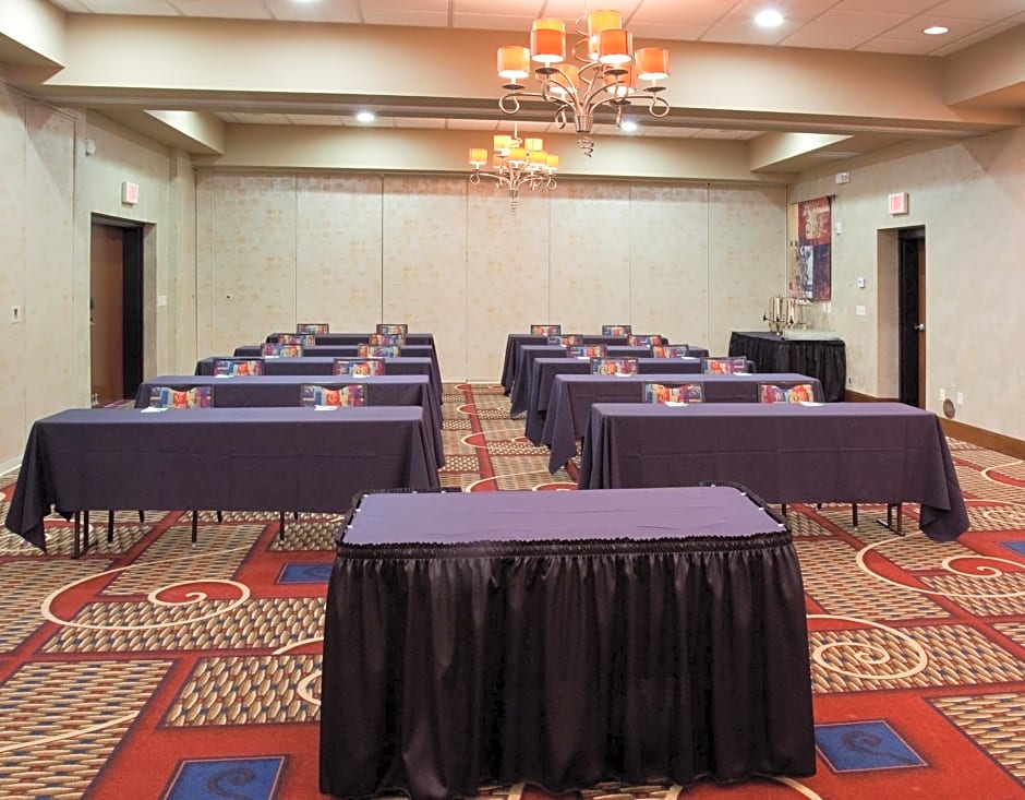 Holiday Inn & Suites Salt Lake City-Airport West By IHG