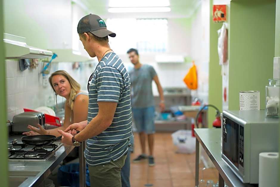 Newcastle Beach YHA Hostel