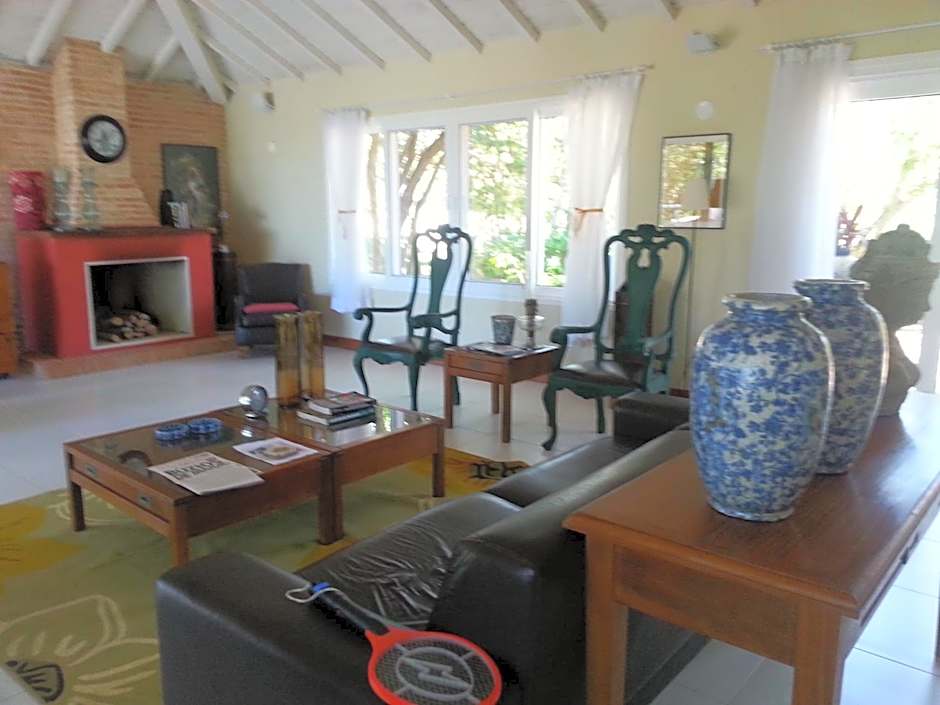 Ferradura Parque Pousada