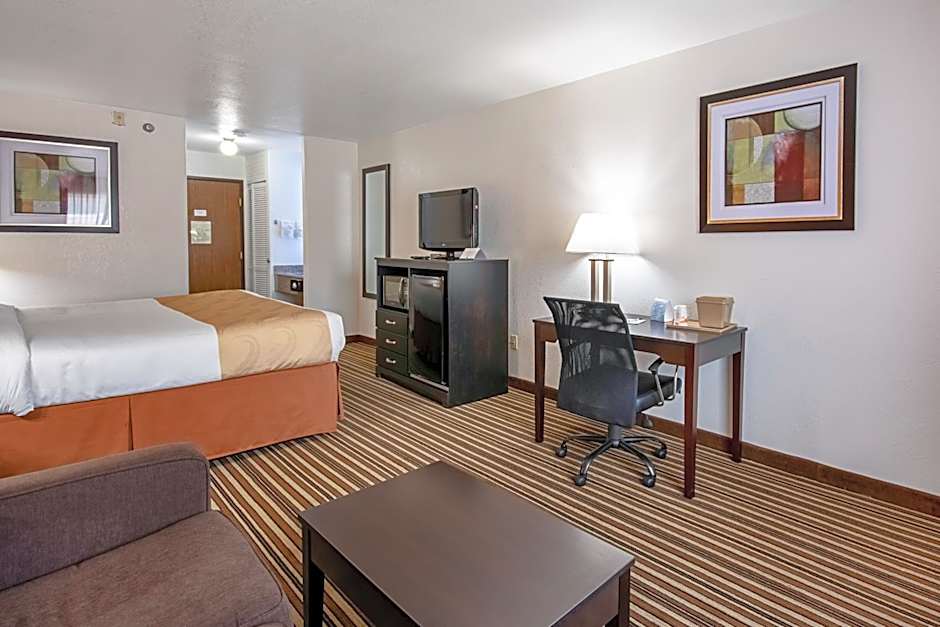 Quality Inn Dodge City