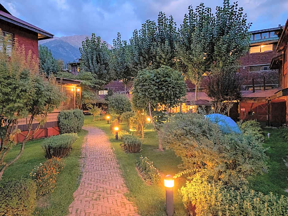 Pahalgam hotel