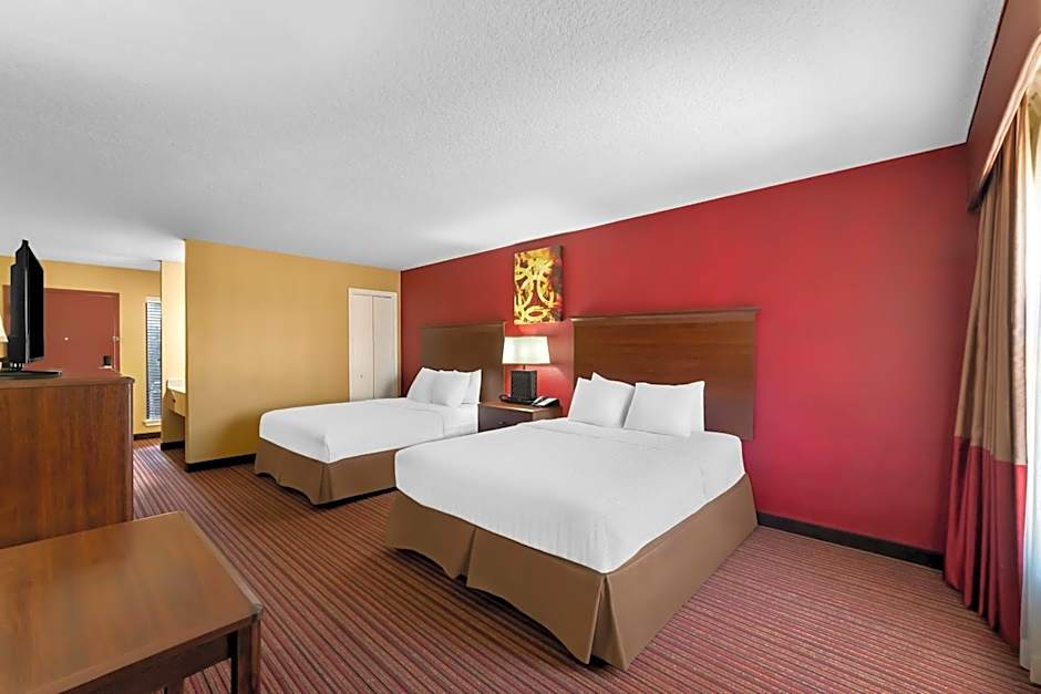 SureStay Plus by Best Western San Antonio Fiesta Inn
