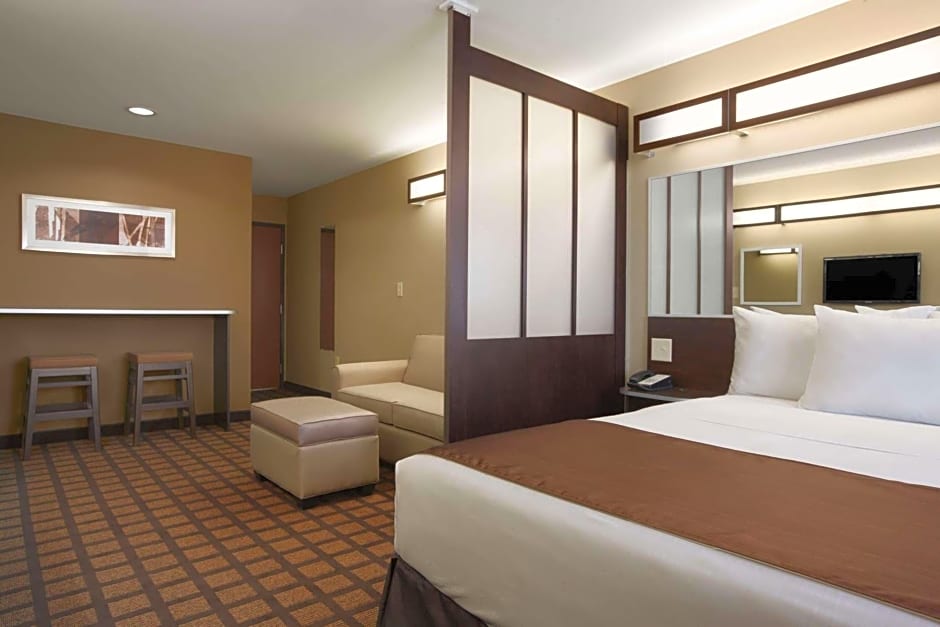 Microtel Inn & Suites By Wyndham Cotulla