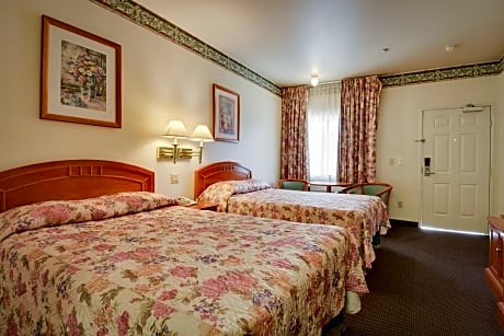 Queen Room with Two Queen Beds