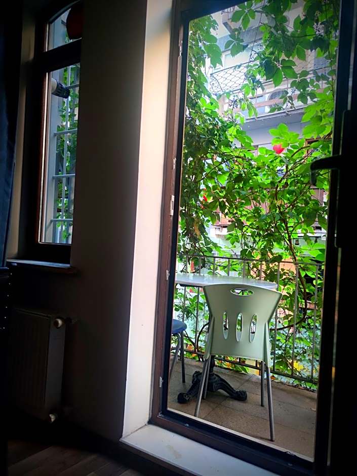 Mimoza İstiklal Apart Hotel