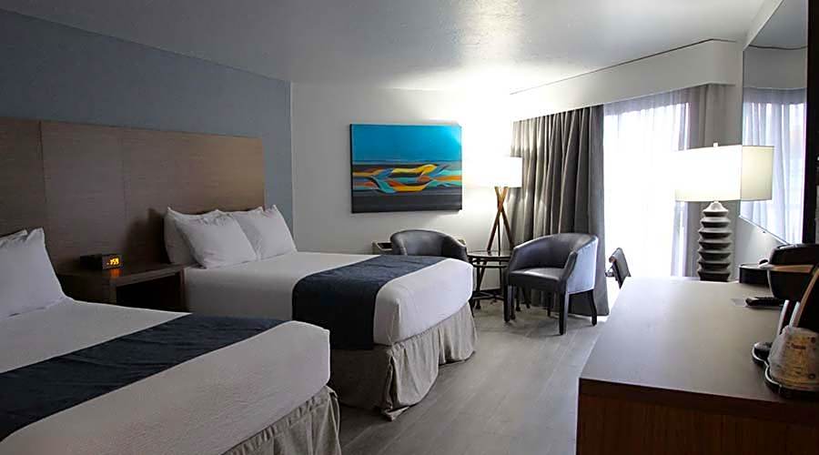 Photo 1 of 3 of Franklin 2 Queen Beds, Pet-Friendly