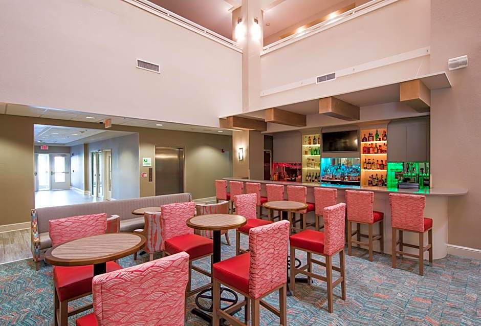 Holiday Inn Hotel & Suites Lake City By IHG