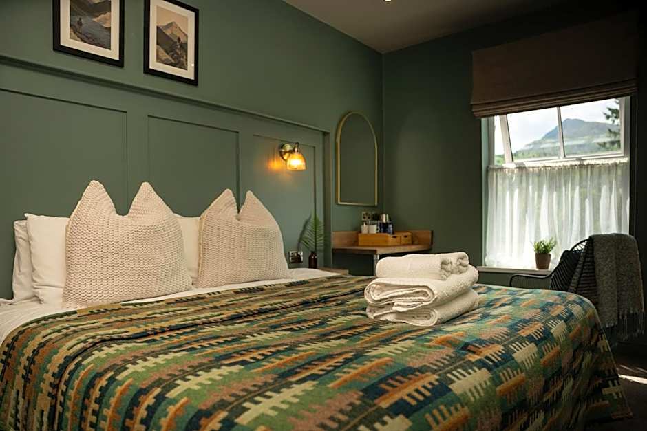 Tyn-y-Coed Inn