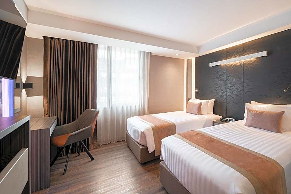 Aspira Gems Center Silom