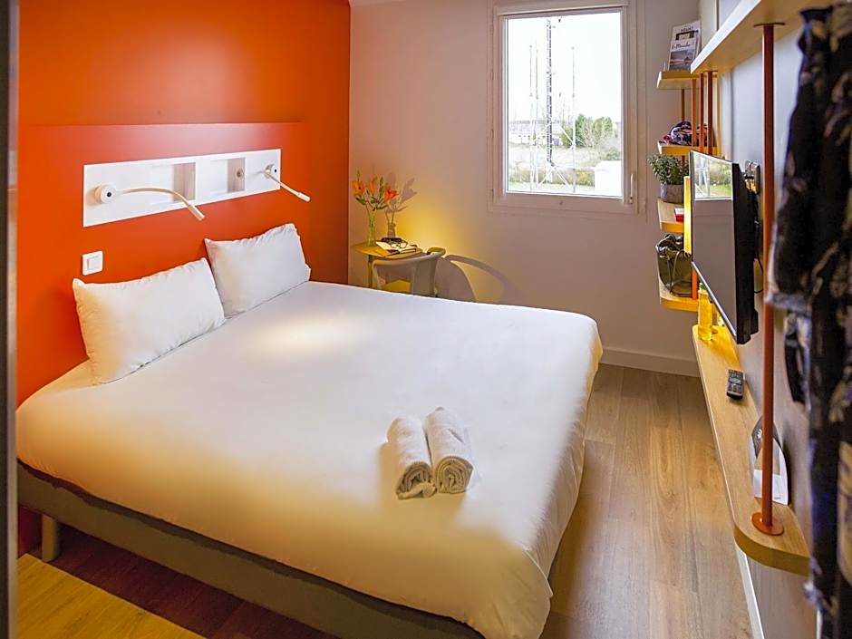 ibis budget Beauvais Aeroport