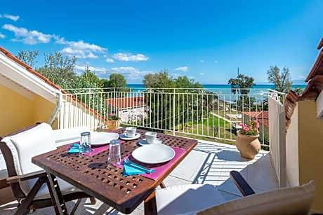 Superior Apartment - Split Level with Sea View