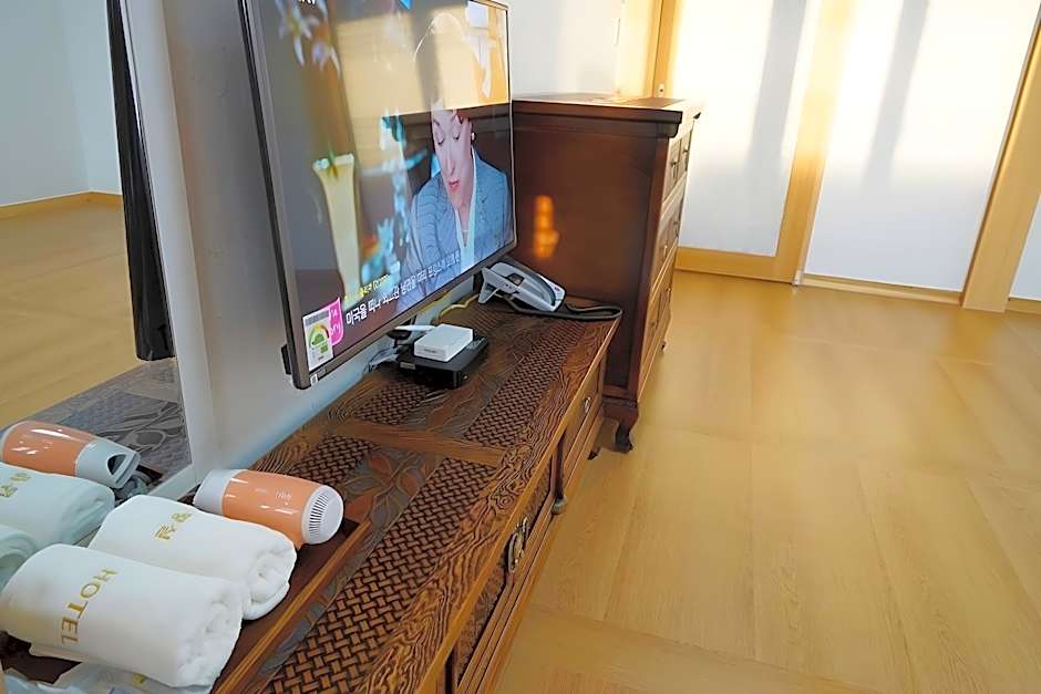 Jeonju Hwangsil Gwangwang Hotel