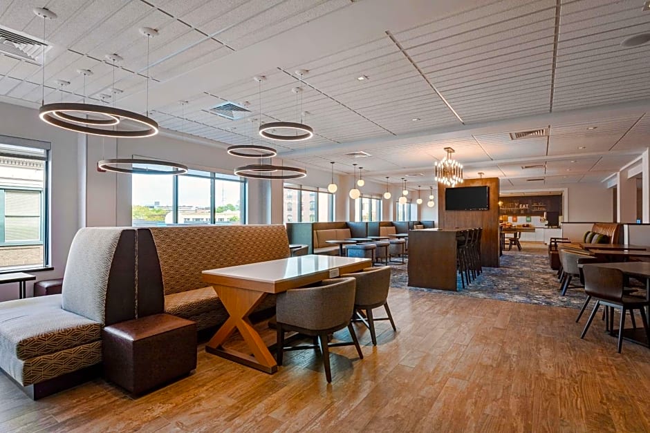 Hampton Inn Salem, Ma