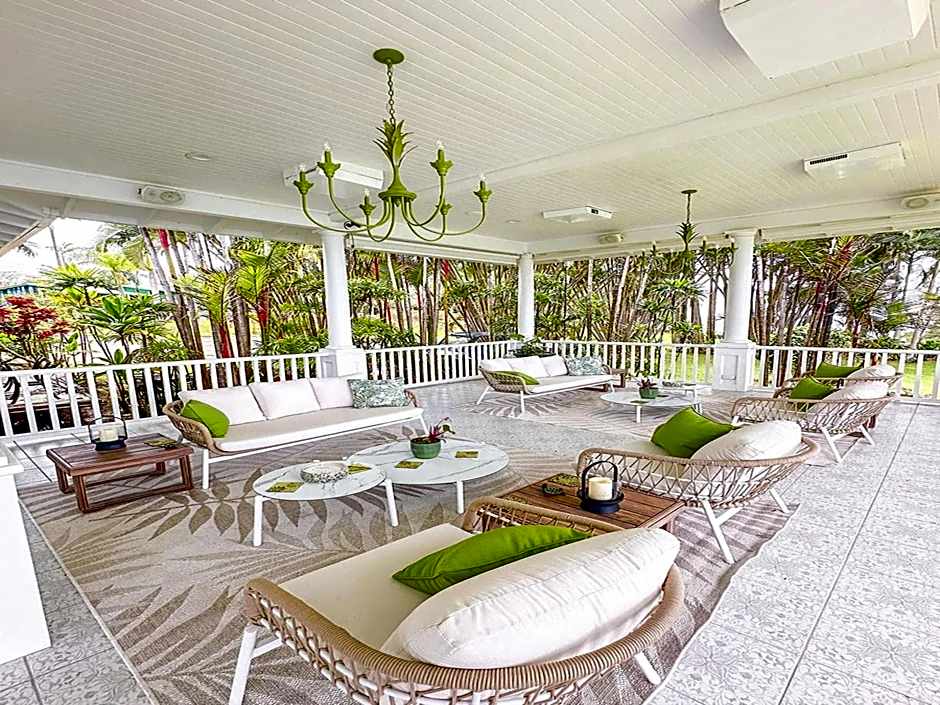 Hamakua Hotel