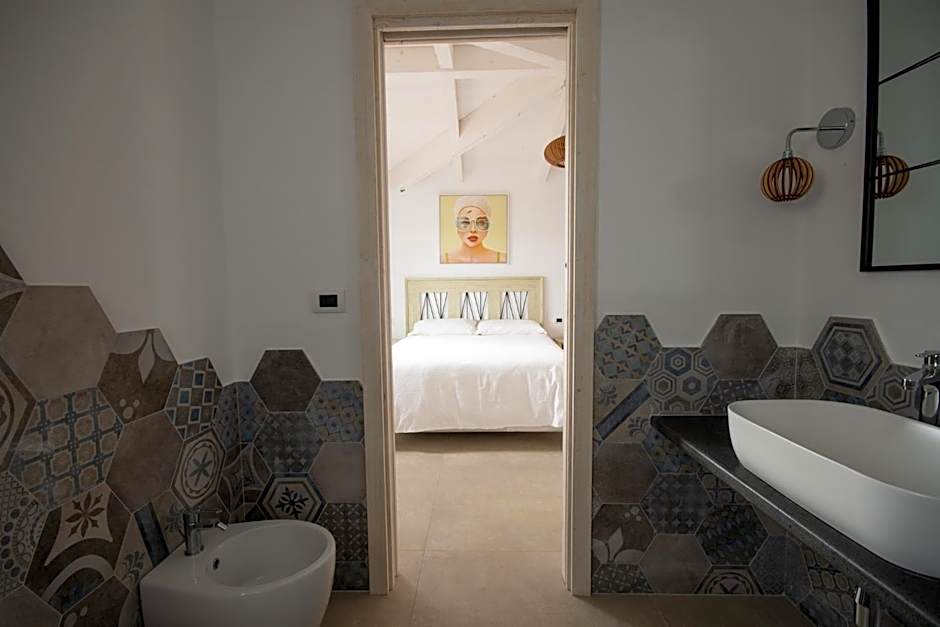 ENAJA - Luxury Retreat