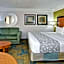 La Quinta Inn & Suites by Wyndham Fort Lauderdale Airport
