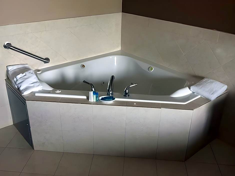 Best Western Red River Inn & Suites