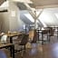 Hotel Forty Four