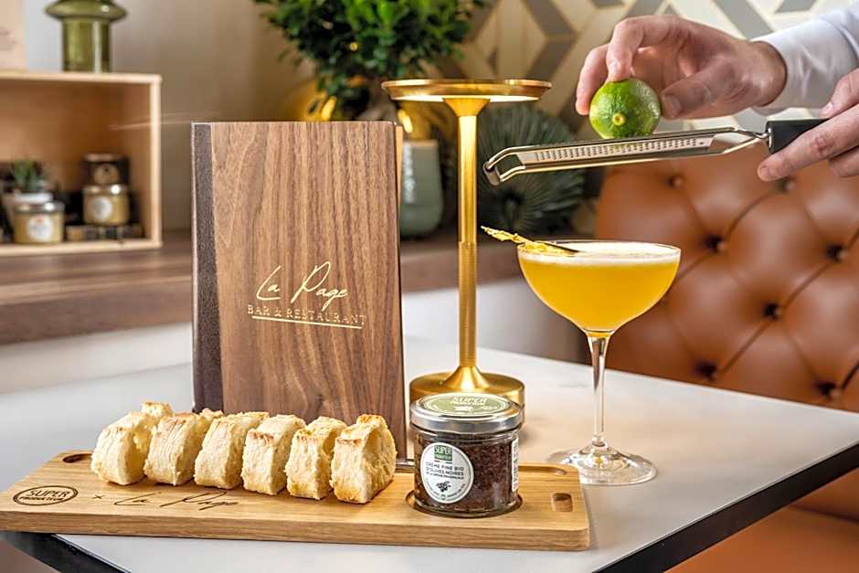 Mercure Paris Bercy Bibliotheque