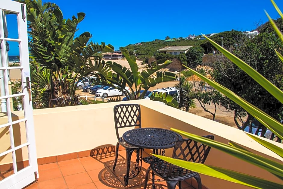 Milkwood Manor on Sea