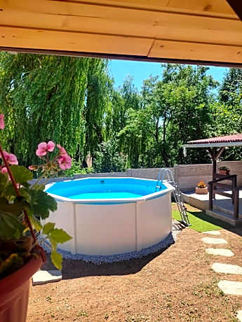 Négy Évszak Vendégház