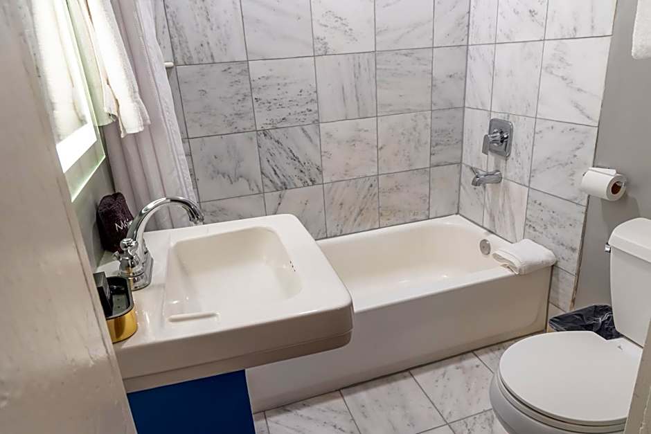 Inn On St. Ann, A French Quarter Guest Houses Property