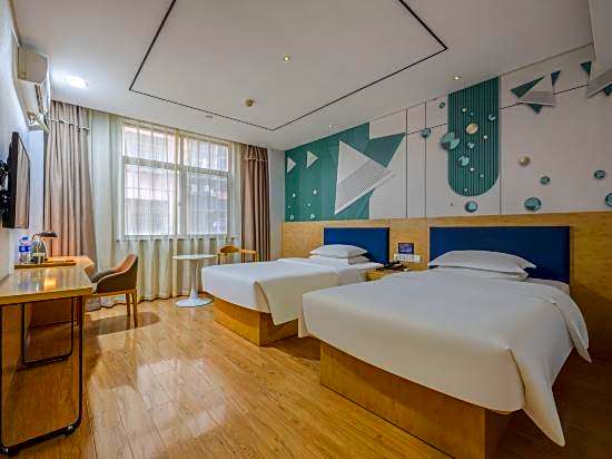 Home Inn (Ningbo Railway Station Antique City)