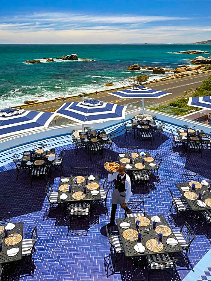 Twelve Apostles Hotel & Spa