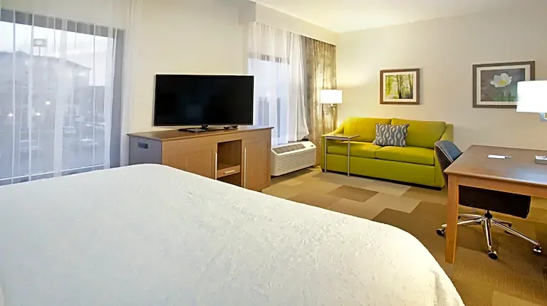 Hampton Inn & Suites Nashville/Smyrna