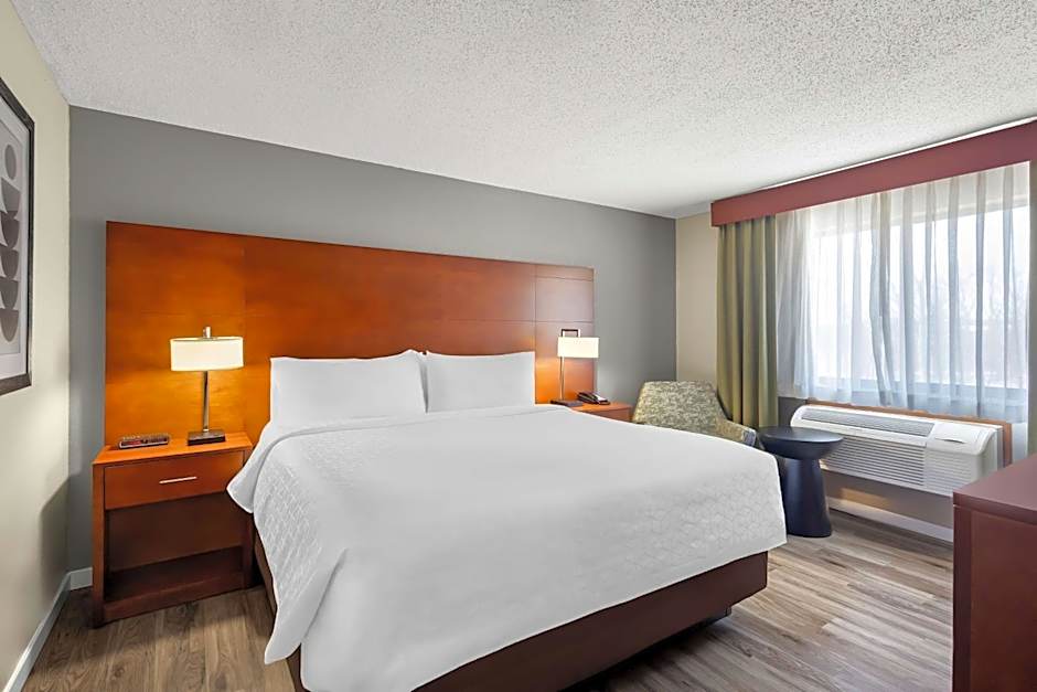 Best Western Fremont/Angola I-80/90 Toll Road