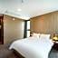Ashton Hotel