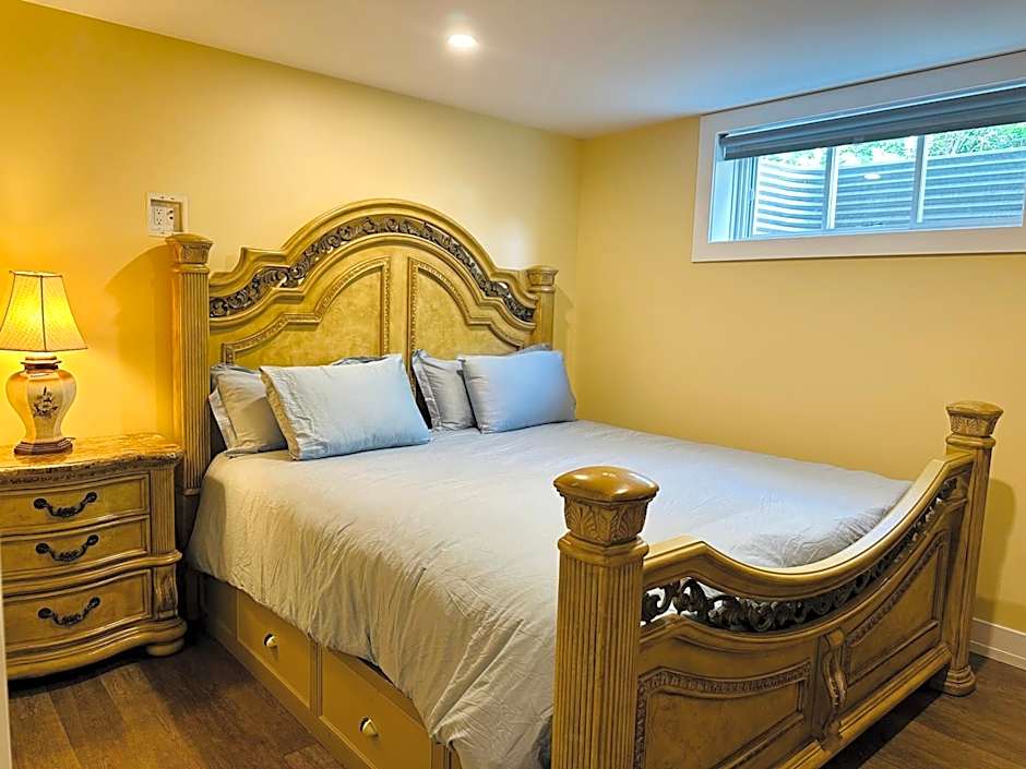 Luxurious Basement Retreat