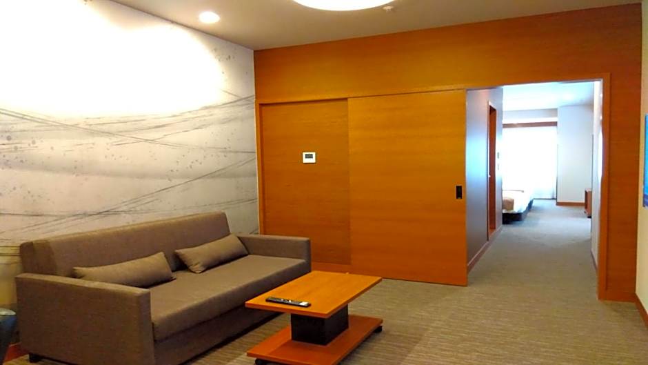 Odysis Suites Osaka Airport Hotel