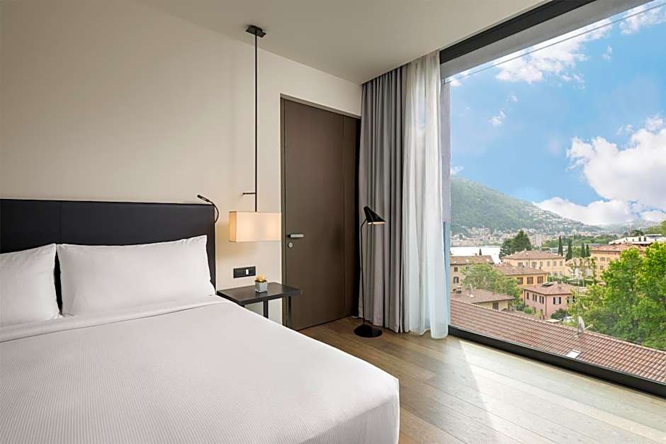 Hilton Lake Como