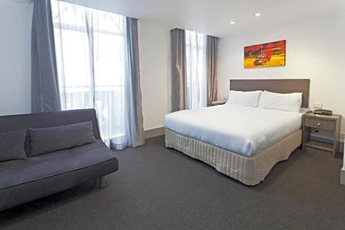 Causeway Inn On The Mall