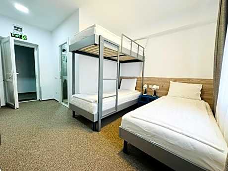 Triple Room with Private Bathroom