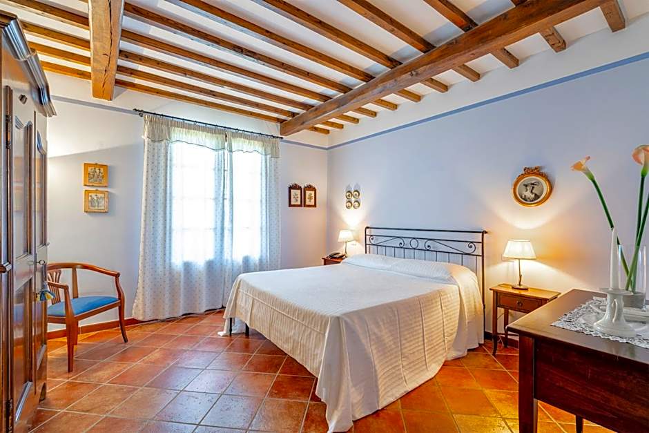 ISA-Holiday-Home with swimming-pool in San Gimignano, apartments with air conditioning and private outdoor area