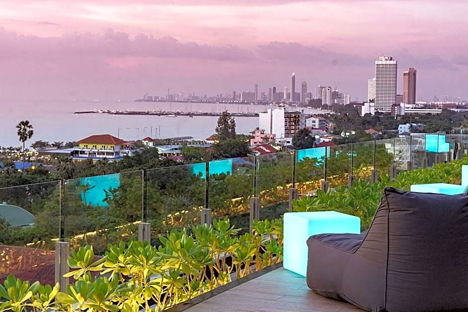 Cross Vibe Pattaya Seaphere