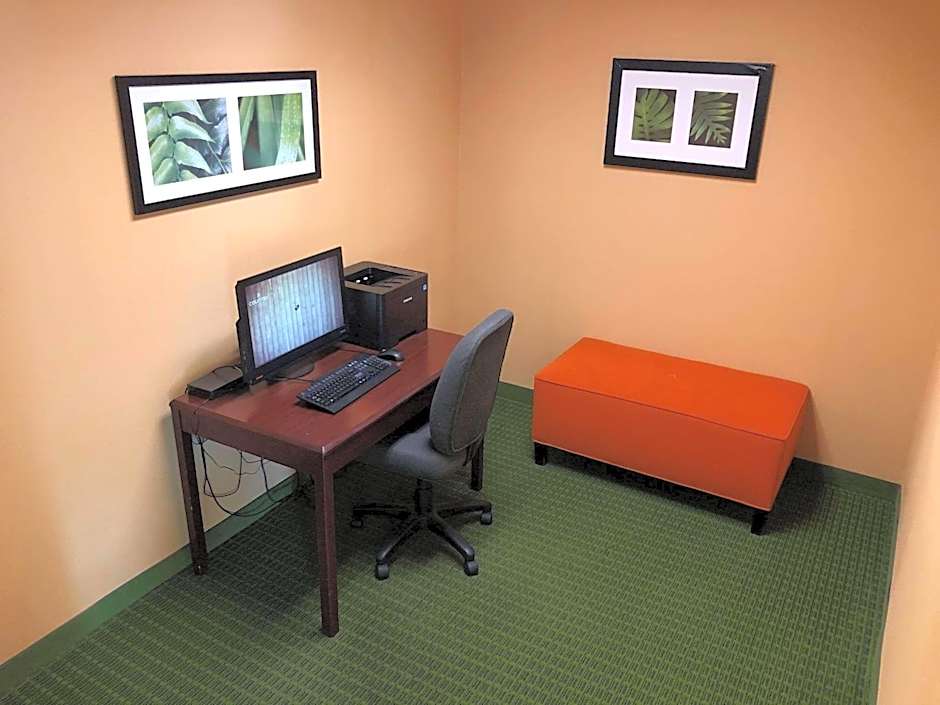 Country Inn & Suites by Radisson, Fayetteville I-95, NC