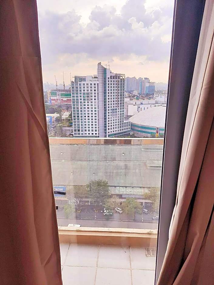 Manhattan Plaza Tower 1