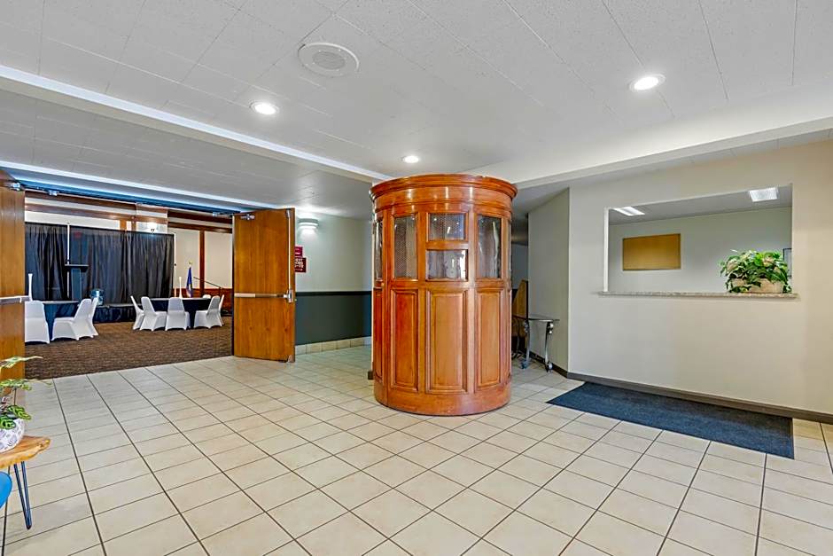 Seaport Suites