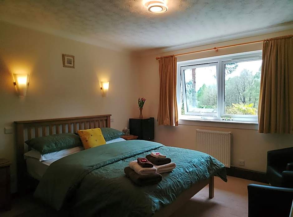 TOM BEAG - Ben Nevis view ROOMS