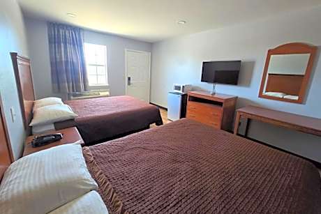 2 Queen Beds Non-Smoking